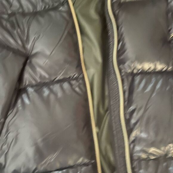 Tatras Elegant Black Puffer Jacket for Women - Picture 7 of 7